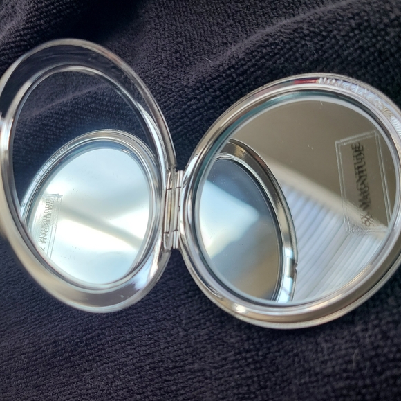 VINTAGE STRATTON OF ENGLAND DUAL MIRROR COMPACT - Picture 4 of 7